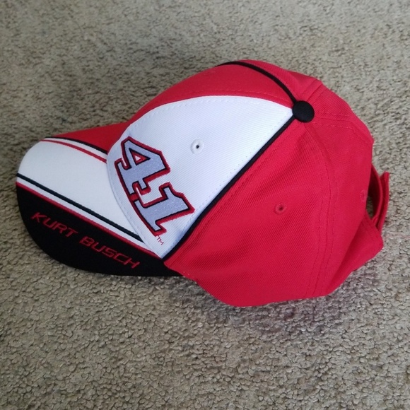 red bush hat